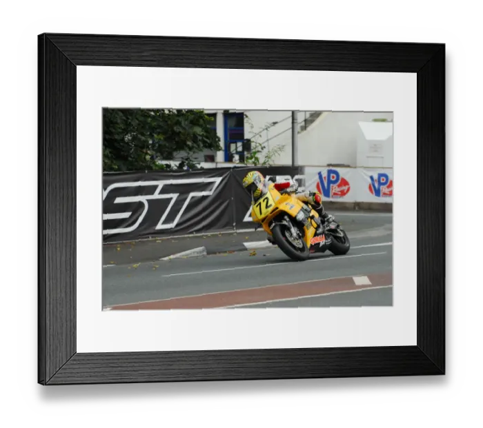 Framed Print : Matt Mylchreest (Honda) 2015 Senior Manx Grand Prix Framed Print : Matt Mylchreest (Honda) 2015 Senior Manx Grand Prix
