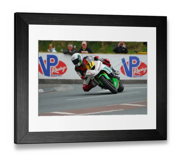 Framed Print : Tommaso Totti (Kawasaki) 2015 Senior Manx Grand Prix Framed Print : Tommaso Totti (Kawasaki) 2015 Senior Manx Grand Prix