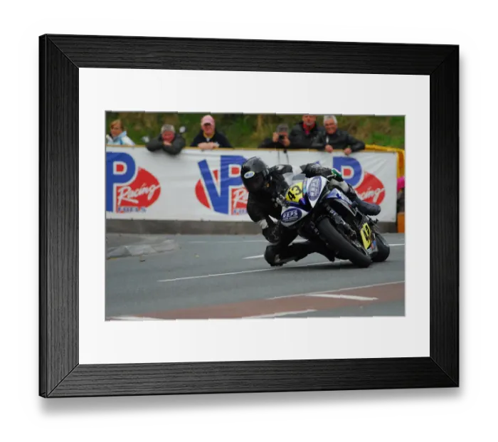 Framed Print : Charles Rhys Hardisty (Yamaha) 2015 Senior Manx Grand Prix Framed Print : Charles Rhys Hardisty (Yamaha) 2015 Senior Manx Grand Prix