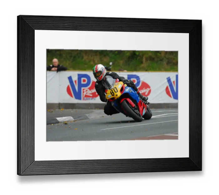 Framed Print : Bob Farrington (Suzuki) 2015 Senior Manx Grand Prix