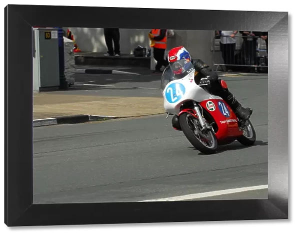 Dave Madsen-Mygdal (Honda) 2015 350 Classic TT