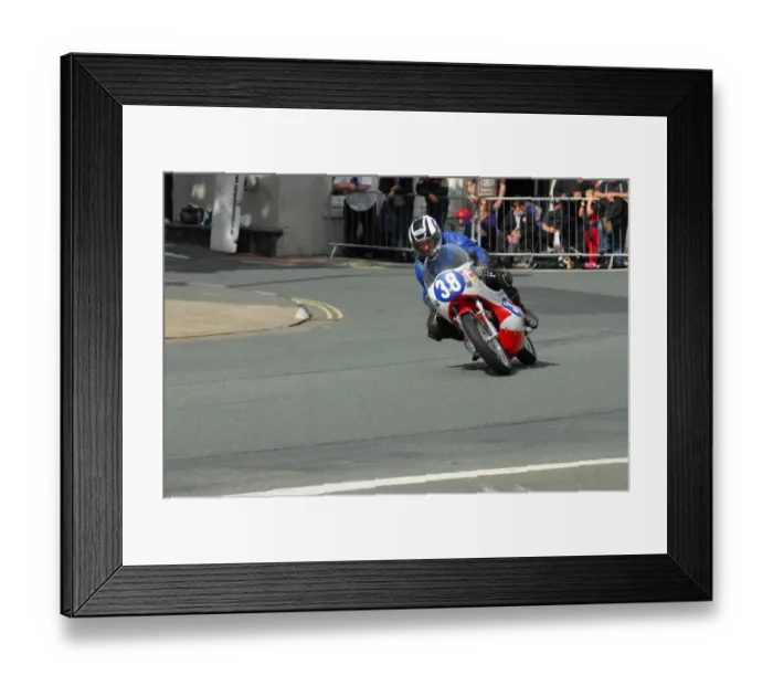 Framed Print : Dave Edwards (Yamaha) 2015 350 Classic TT Framed Print : Dave Edwards (Yamaha) 2015 350 Classic TT