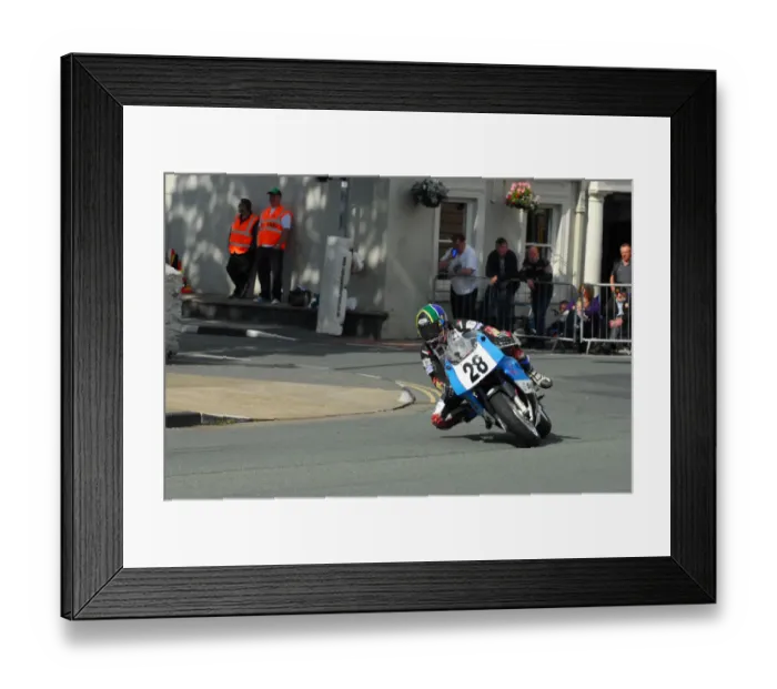 Framed Print : Allan Venter (Kawasaki) 2015 Formula One Classic TT Framed Print : Allan Venter (Kawasaki) 2015 Formula One Classic TT