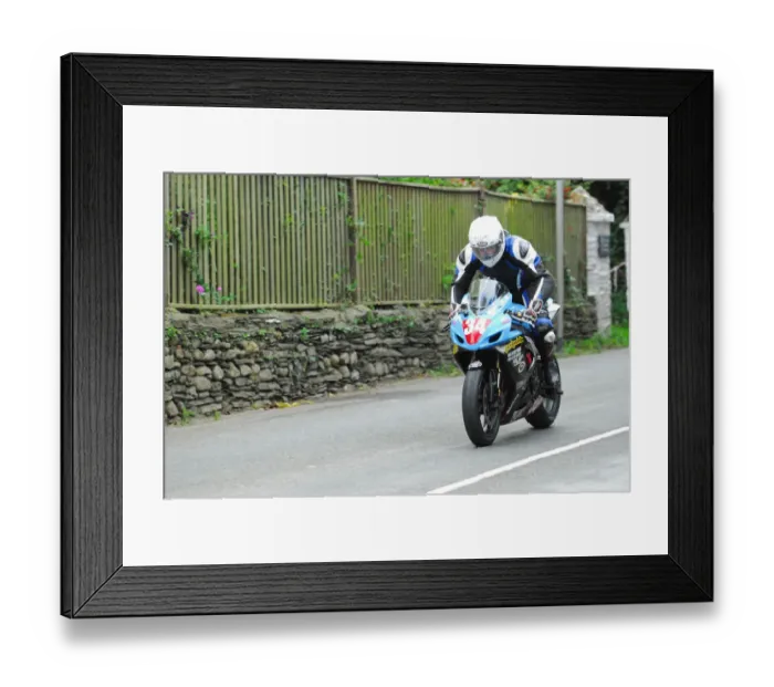 Framed Print : Stuart Bedford (Suzuki) 2015 Newcomers Manx Grand Prix Framed Print : Stuart Bedford (Suzuki) 2015 Newcomers Manx Grand Prix