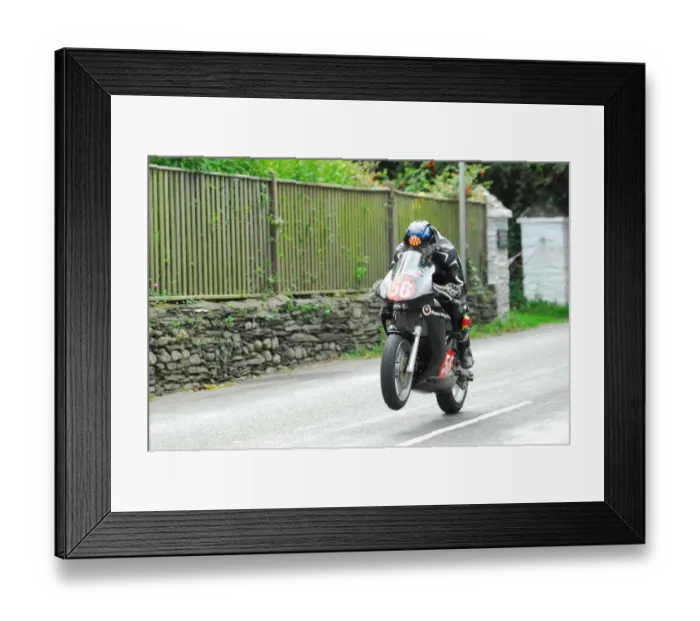Framed Print : James Robertson (Suzuki) 2015 Newcomers Manx Grand Prix Framed Print : James Robertson (Suzuki) 2015 Newcomers Manx Grand Prix