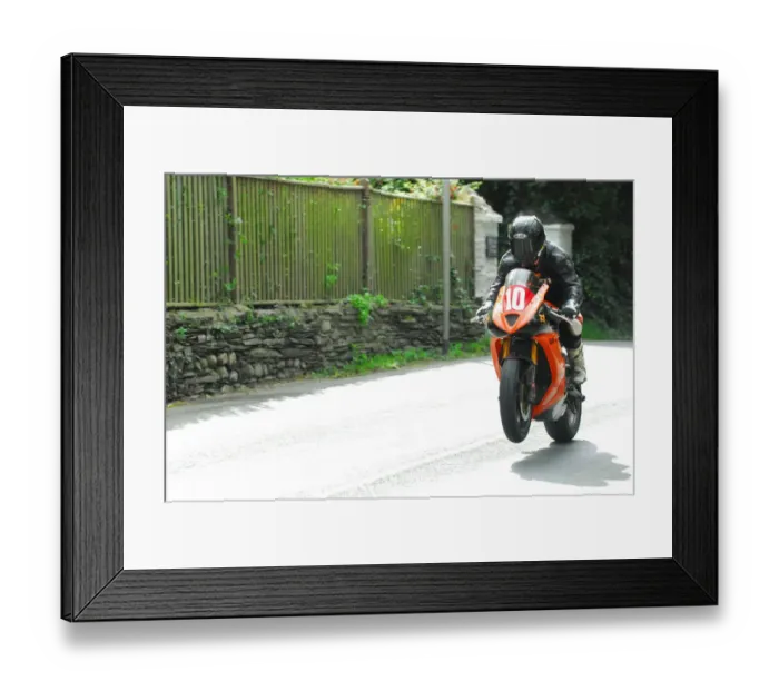 Framed Print : Daniel Anderson (Triumph) 2015 Newcomers Manx Grand Prix Framed Print : Daniel Anderson (Triumph) 2015 Newcomers Manx Grand Prix
