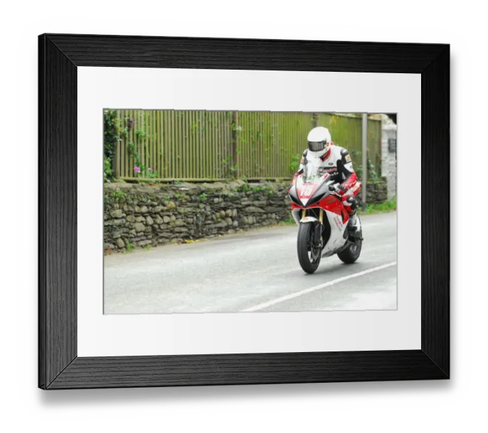Framed Print : Trevor Matthewson (Suzuki) 2015 Newcomers Manx Grand Prix Framed Print : Trevor Matthewson (Suzuki) 2015 Newcomers Manx Grand Prix