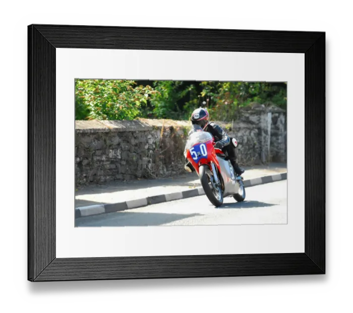 Framed Print : Derek Wilson (Honda) 350 Classic TT Framed Print : Derek Wilson (Honda) 350 Classic TT
