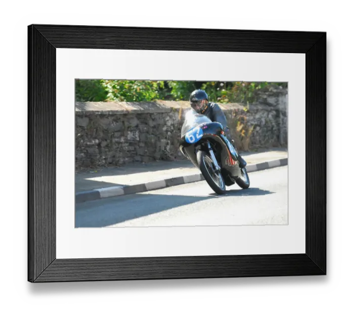 Framed Print : Grant Sellars (Norton) 350 Classic TT Framed Print : Grant Sellars (Norton) 350 Classic TT