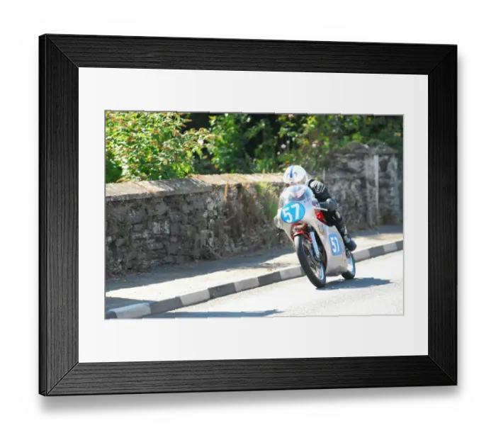 Framed Print : Brian Cooper (Honda Drixton) 350 Classic TT Framed Print : Brian Cooper (Honda Drixton) 350 Classic TT