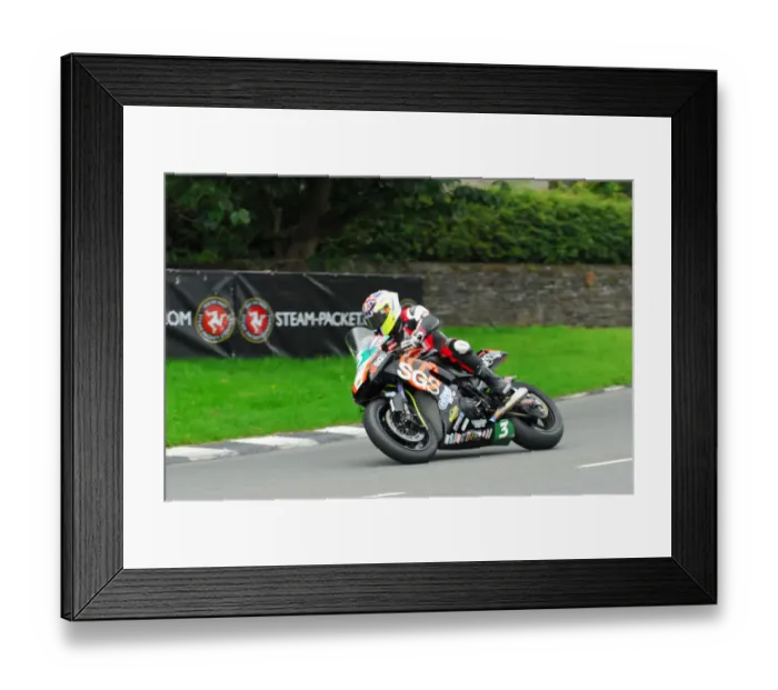 Framed Print : David Bell (Kawasaki) Super Twin Manx Grand Prix Framed Print : David Bell (Kawasaki) Super Twin Manx Grand Prix