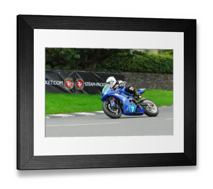 Framed Print : Richard Charlton (Suzuki) 2015 Super Twin Manx Grand Prix Framed Print : Richard Charlton (Suzuki) 2015 Super Twin Manx Grand Prix