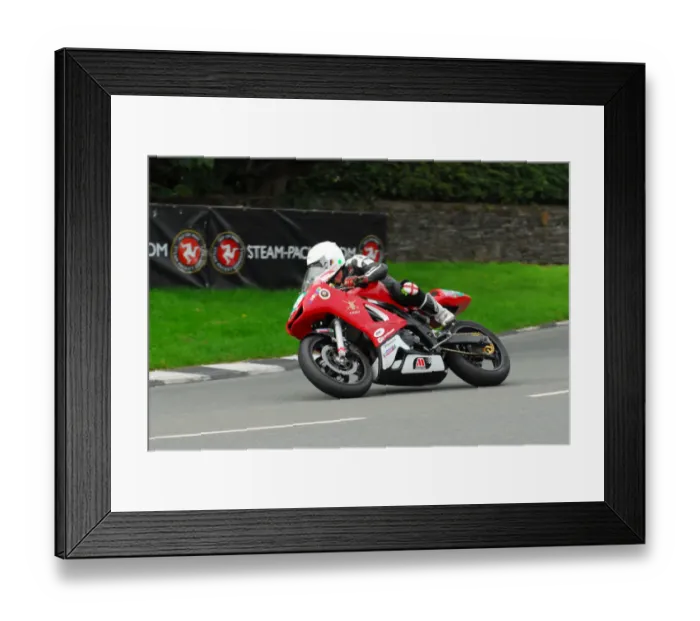 Framed Print : Jason Markham (Suzuki) Super Twin Manx Grand Prix Framed Print : Jason Markham (Suzuki) Super Twin Manx Grand Prix