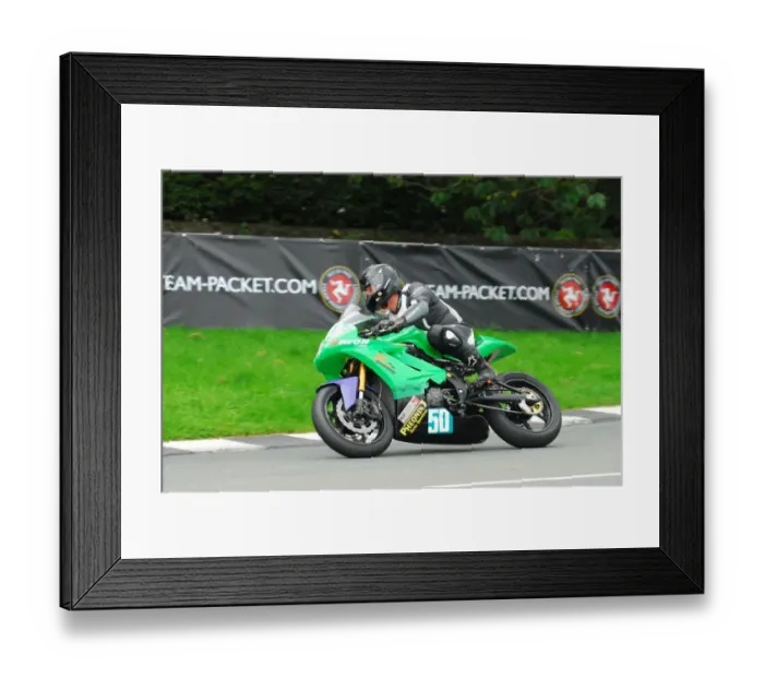 Framed Print : Sam Johnson (Kawasaki) Super Twin Manx Grand Prix Framed Print : Sam Johnson (Kawasaki) Super Twin Manx Grand Prix