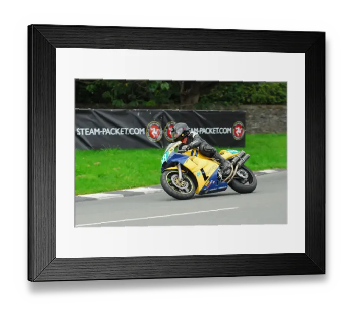 Framed Print : Mike Carter (Honda) 2015 Lightweight Manx Grand Prix Framed Print : Mike Carter (Honda) 2015 Lightweight Manx Grand Prix