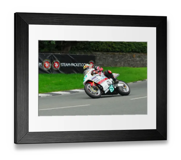 Framed Print : Dave Taylor (Yamaha) 2015 Lightweight Manx Grand Prix Framed Print : Dave Taylor (Yamaha) 2015 Lightweight Manx Grand Prix