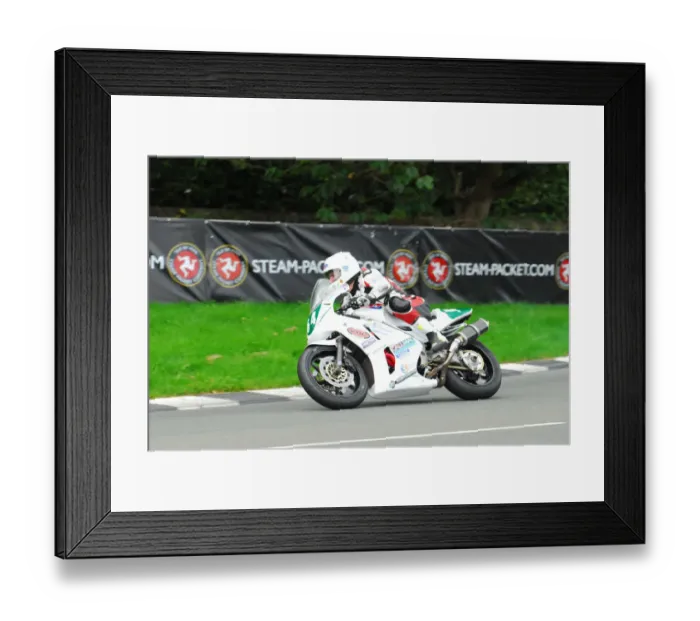 Framed Print : Craig Neve (Honda) 2015 Lightweight Manx Grand Prix Framed Print : Craig Neve (Honda) 2015 Lightweight Manx Grand Prix