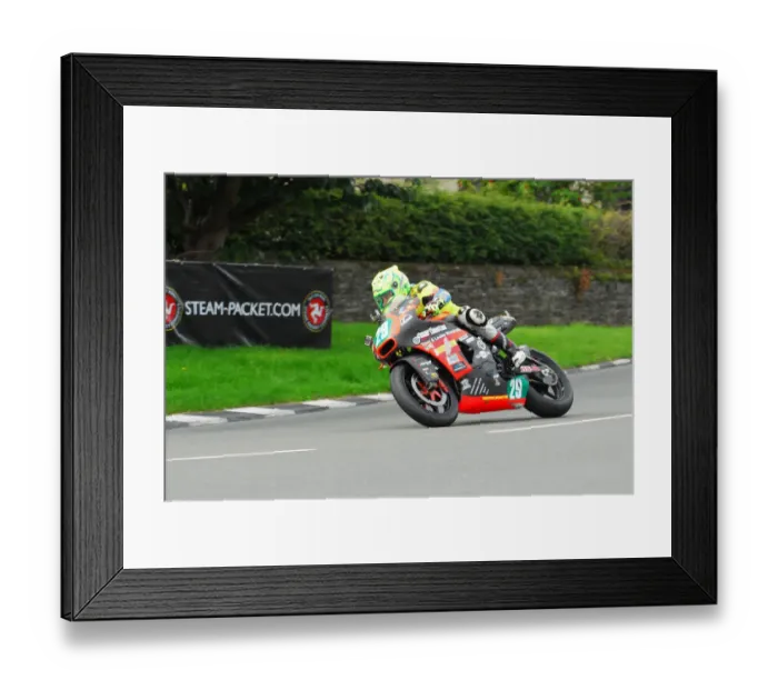 Framed Print : Victor Lopez Santos (Kawasaki) 2015 Super Twin Manx Grand Prix Framed Print : Victor Lopez Santos (Kawasaki) 2015 Super Twin Manx Grand Prix