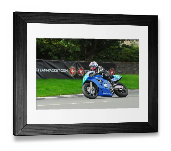 Framed Print : Richard Bairstow (Yamaha) 2015 Lightweight Manx Grand Prix Framed Print : Richard Bairstow (Yamaha) 2015 Lightweight Manx Grand Prix
