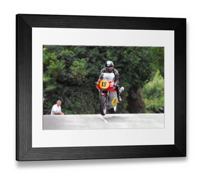 Framed Print : Ivan Lintin (Seeley) 2015 Senior Classic TT Framed Print : Ivan Lintin (Seeley) 2015 Senior Classic TT