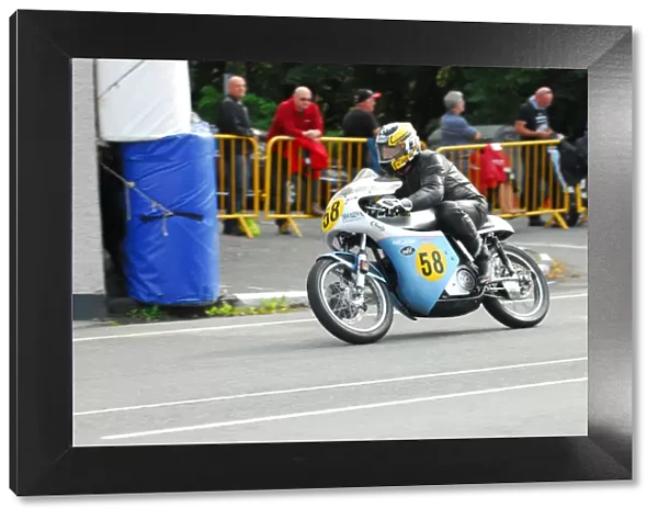 Ian Bainbridge (Norton) 2015 Senior Classic TT
