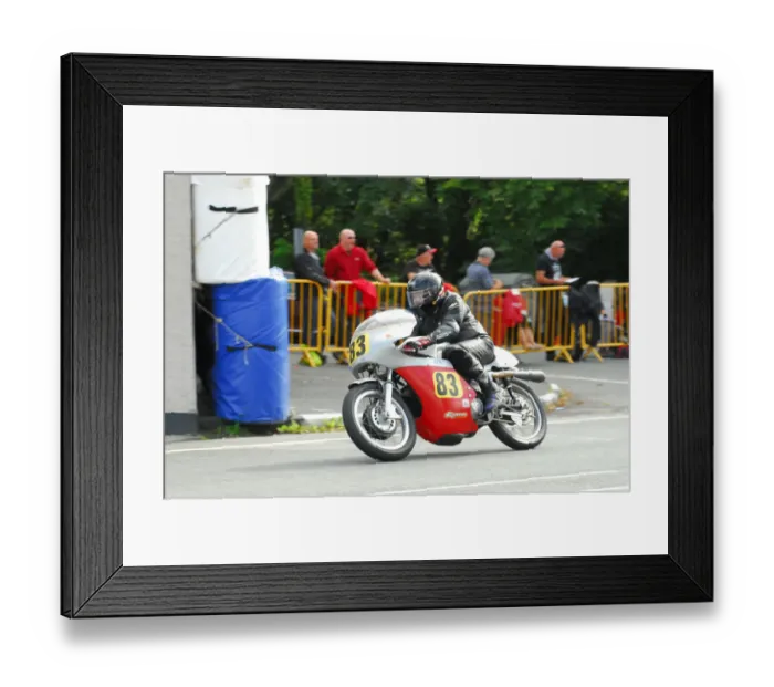 Framed Print : Arthur Jones (Matchless Seeley) 2015 Senior Classic TT Framed Print : Arthur Jones (Matchless Seeley) 2015 Senior Classic TT