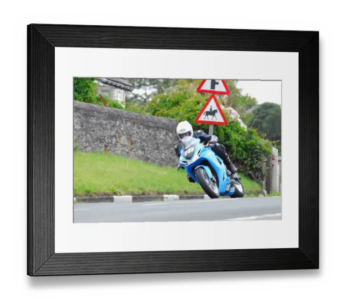 Framed Print : Thomas Gottschalk (Suzuki) 2015 Junior Manx Grand Prix Framed Print : Thomas Gottschalk (Suzuki) 2015 Junior Manx Grand Prix