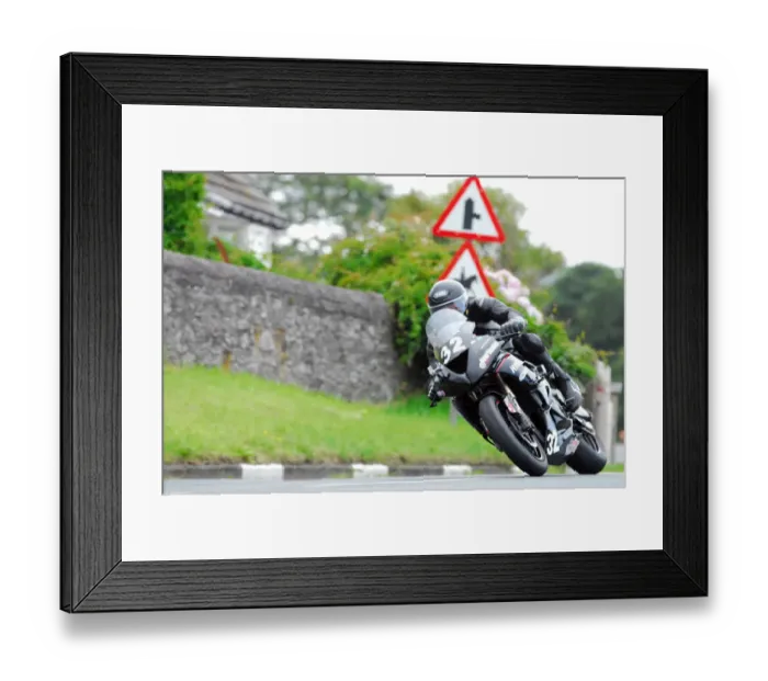 Framed Print : Frederic Besnard (Kawasaki) 2015 Junior Manx Grand Prix Framed Print : Frederic Besnard (Kawasaki) 2015 Junior Manx Grand Prix
