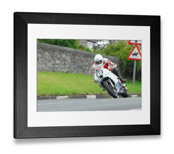 Framed Print : Jason Lamb (Yamaha) 2015 Junior Manx Grand Prix Framed Print : Jason Lamb (Yamaha) 2015 Junior Manx Grand Prix