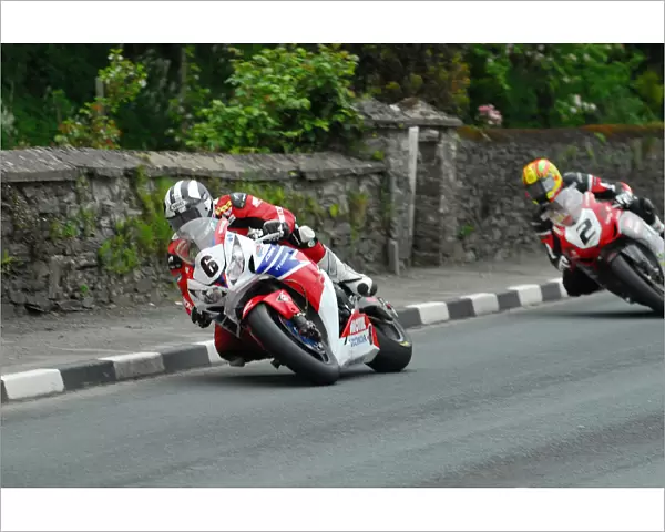 Michael Dunlop (Honda) leads Cameron Donald (Honda) 2013 Superbike TT