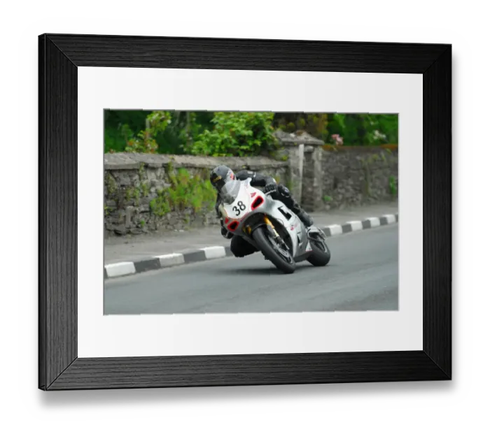 Framed Print : Dan Hegarty (Norton) 2013 Superbike TT Framed Print : Dan Hegarty (Norton) 2013 Superbike TT