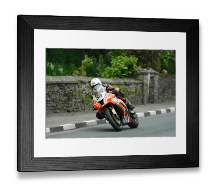 Framed Print : Jonathan Howarth (Kawasaki) 2013 Superbike TT Framed Print : Jonathan Howarth (Kawasaki) 2013 Superbike TT