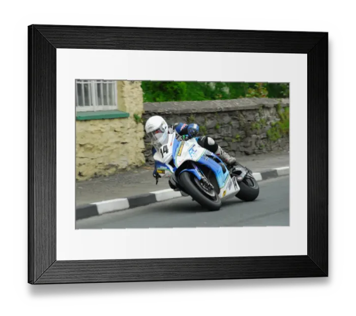 Framed Print : Dean Harrison (Kawasaki) 2013 Superbike TT Framed Print : Dean Harrison (Kawasaki) 2013 Superbike TT