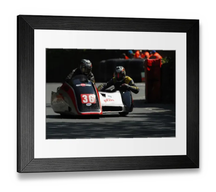 Framed Print : Wally Saunders & Eddie Kiff (Ireson Suzuki) 2013 Sidecar TT Framed Print : Wally Saunders & Eddie Kiff (Ireson Suzuki) 2013 Sidecar TT
