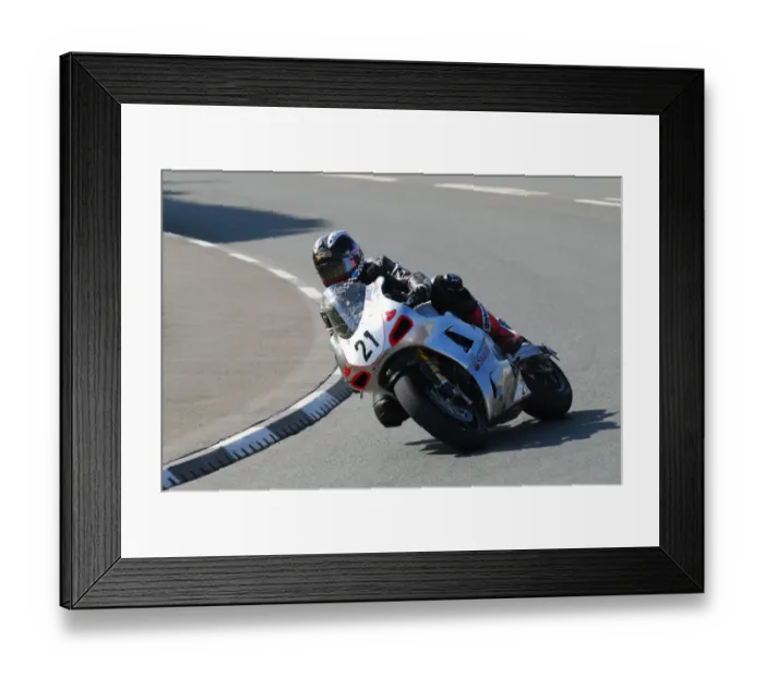 Framed Print : Ian Mackman (Norton) 2013 Senior TT Framed Print : Ian Mackman (Norton) 2013 Senior TT