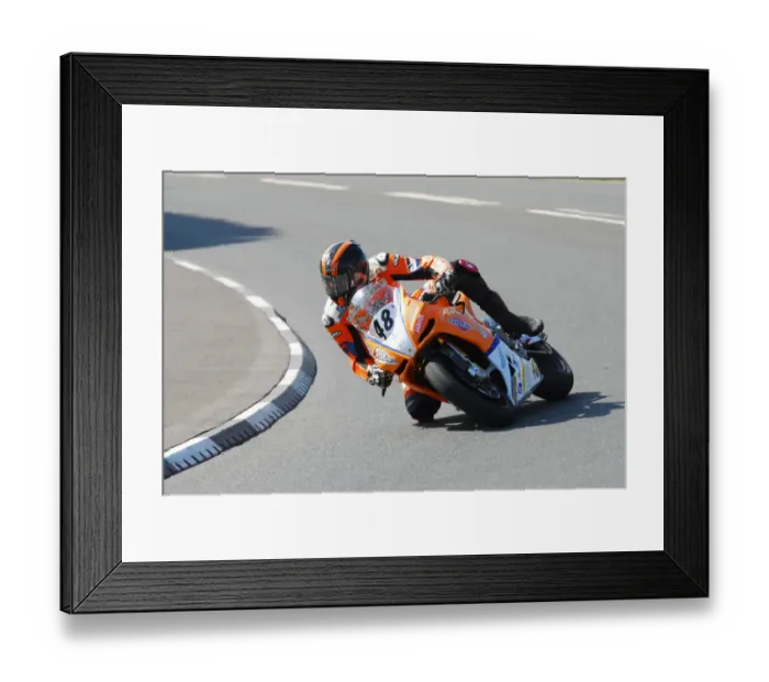 Framed Print : David Hewson (Aprilia) 2013 Senior TT Framed Print : David Hewson (Aprilia) 2013 Senior TT