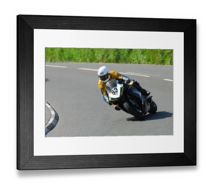 Framed Print : Alan Connor (Yamaha) 2013 Senior TT