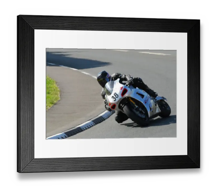 Framed Print : Ian Mackman (Norton) 2013 Senior TT Framed Print : Ian Mackman (Norton) 2013 Senior TT