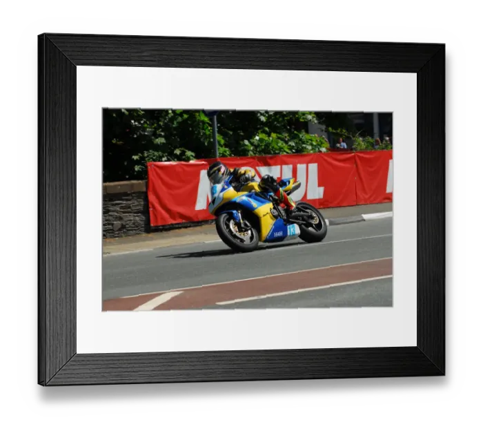 Framed Print : Dan Cooper (Triumph) 2013 Supersport TT Framed Print : Dan Cooper (Triumph) 2013 Supersport TT
