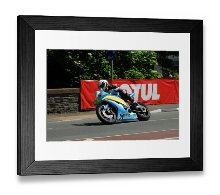 Framed Print : James Coward (Yamaha) 2013 Supersport TT Framed Print : James Coward (Yamaha) 2013 Supersport TT
