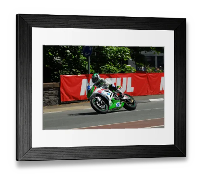 Framed Print : Robert Wilson (Kawasaki) 2013 Supersport TT Framed Print : Robert Wilson (Kawasaki) 2013 Supersport TT