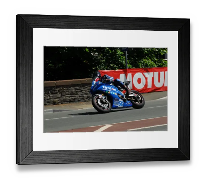 Framed Print : Phil Harvey (Yamaha) 2013 Supersport TT Framed Print : Phil Harvey (Yamaha) 2013 Supersport TT