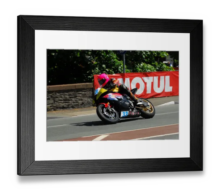 Framed Print : Davy Morgan (Yamaha) 2013 Supersport TT Framed Print : Davy Morgan (Yamaha) 2013 Supersport TT