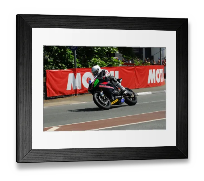 Framed Print : Ryan Mccay (Kawasaki) 2013 Supersport TT Framed Print : Ryan Mccay (Kawasaki) 2013 Supersport TT