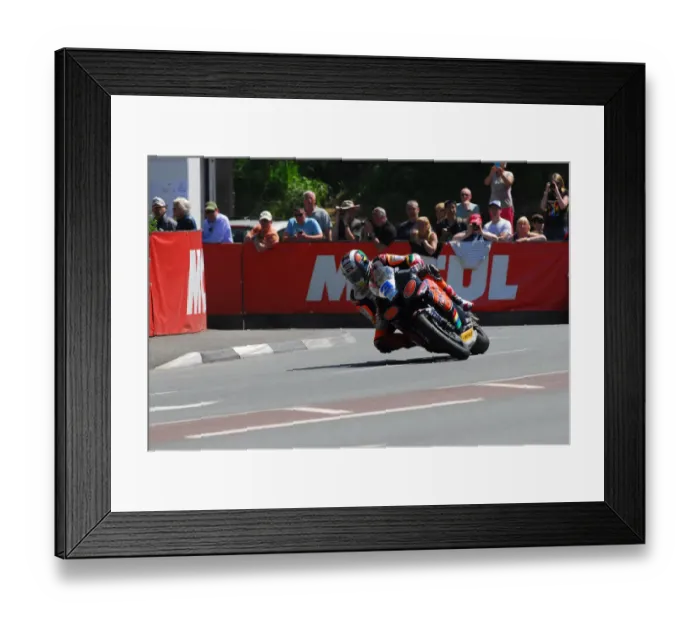 Framed Print : John McGuinness (Honda) 2013 Supersport TT Framed Print : John McGuinness (Honda) 2013 Supersport TT
