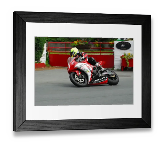 Framed Print : Jimmy Storrar (Honda) 2013 Superstock TT Framed Print : Jimmy Storrar (Honda) 2013 Superstock TT