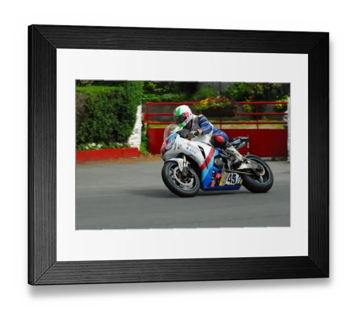 Framed Print : Paul Owen (Honda) 2013 Superstock TT Framed Print : Paul Owen (Honda) 2013 Superstock TT