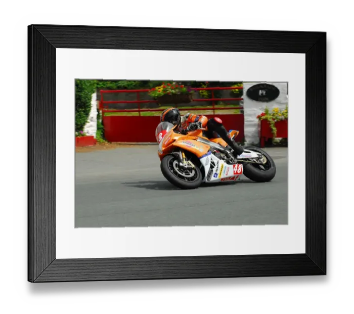 Framed Print : David Hewson (Aprilia) 2013 Superstock TT Framed Print : David Hewson (Aprilia) 2013 Superstock TT