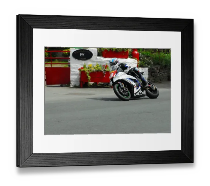 Framed Print : Karl Harris (Kawasaki) 2013 Superstock TT Framed Print : Karl Harris (Kawasaki) 2013 Superstock TT