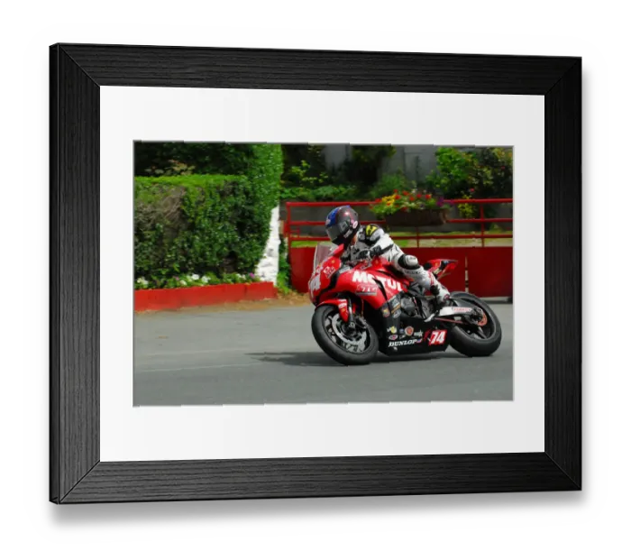 Framed Print : Brandon Cretu (Honda) 2013 Superstock TT Framed Print : Brandon Cretu (Honda) 2013 Superstock TT